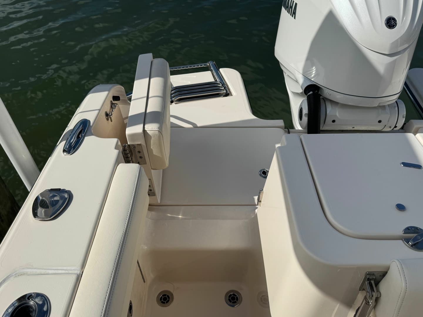 2023 Grady-White Fisherman 236 - Image 8