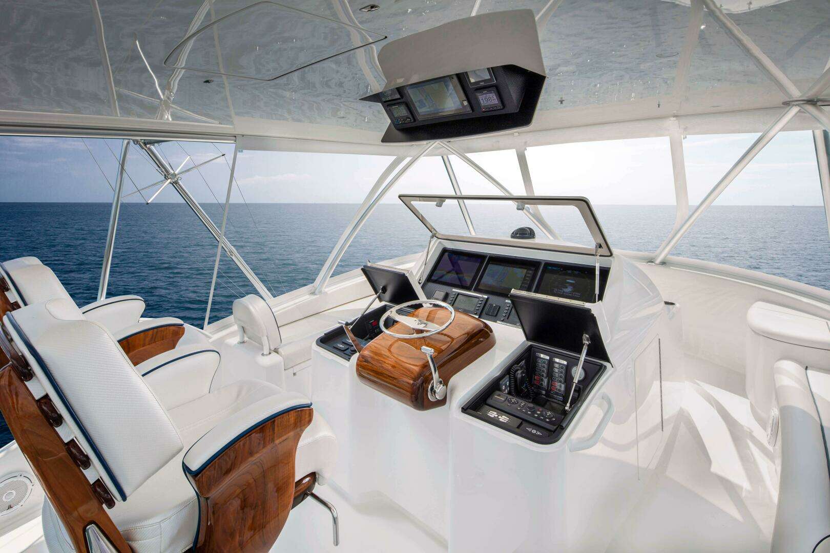 2026 Viking 58 Convertible - Image 12