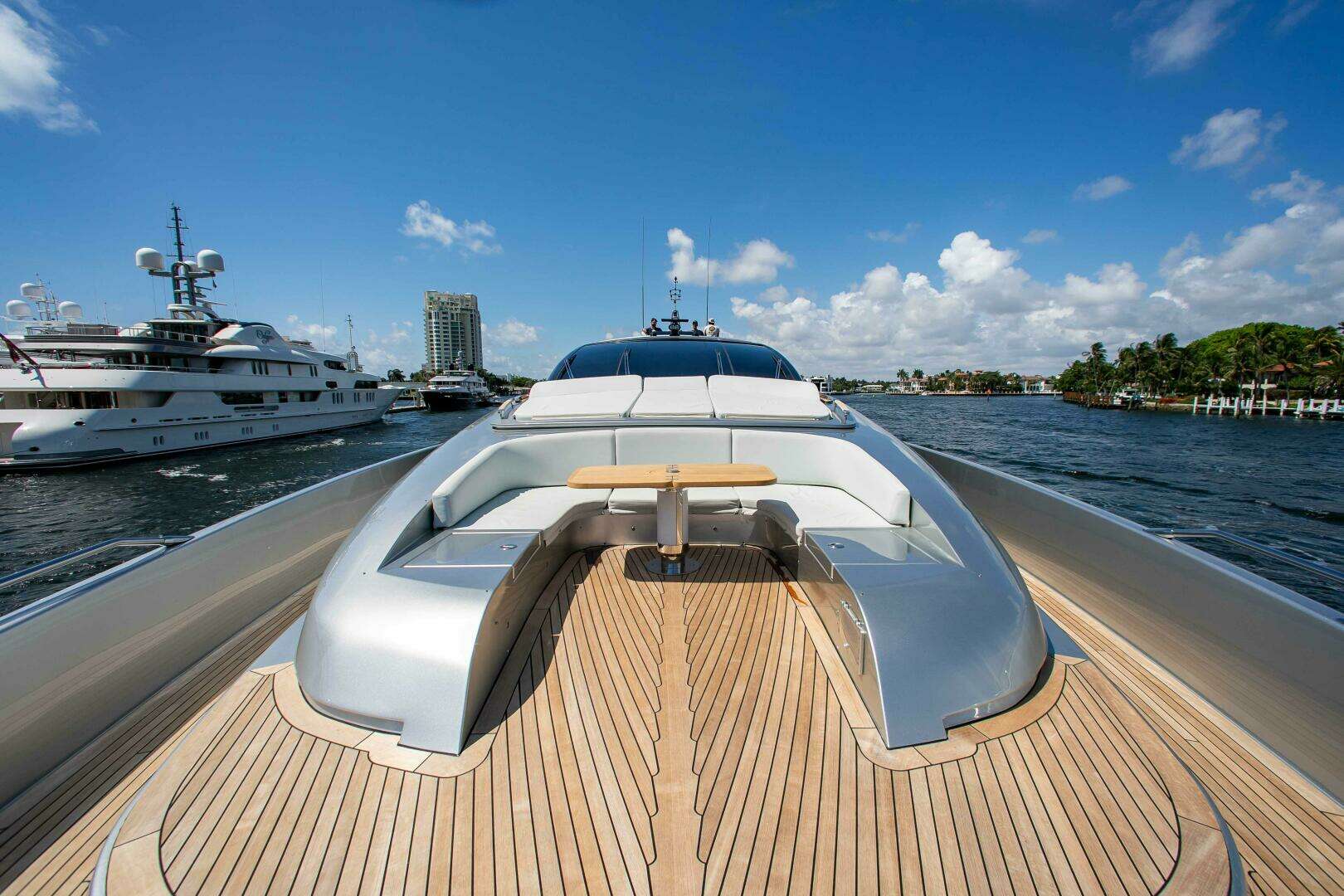 2014 Riva Mythos - Image 32