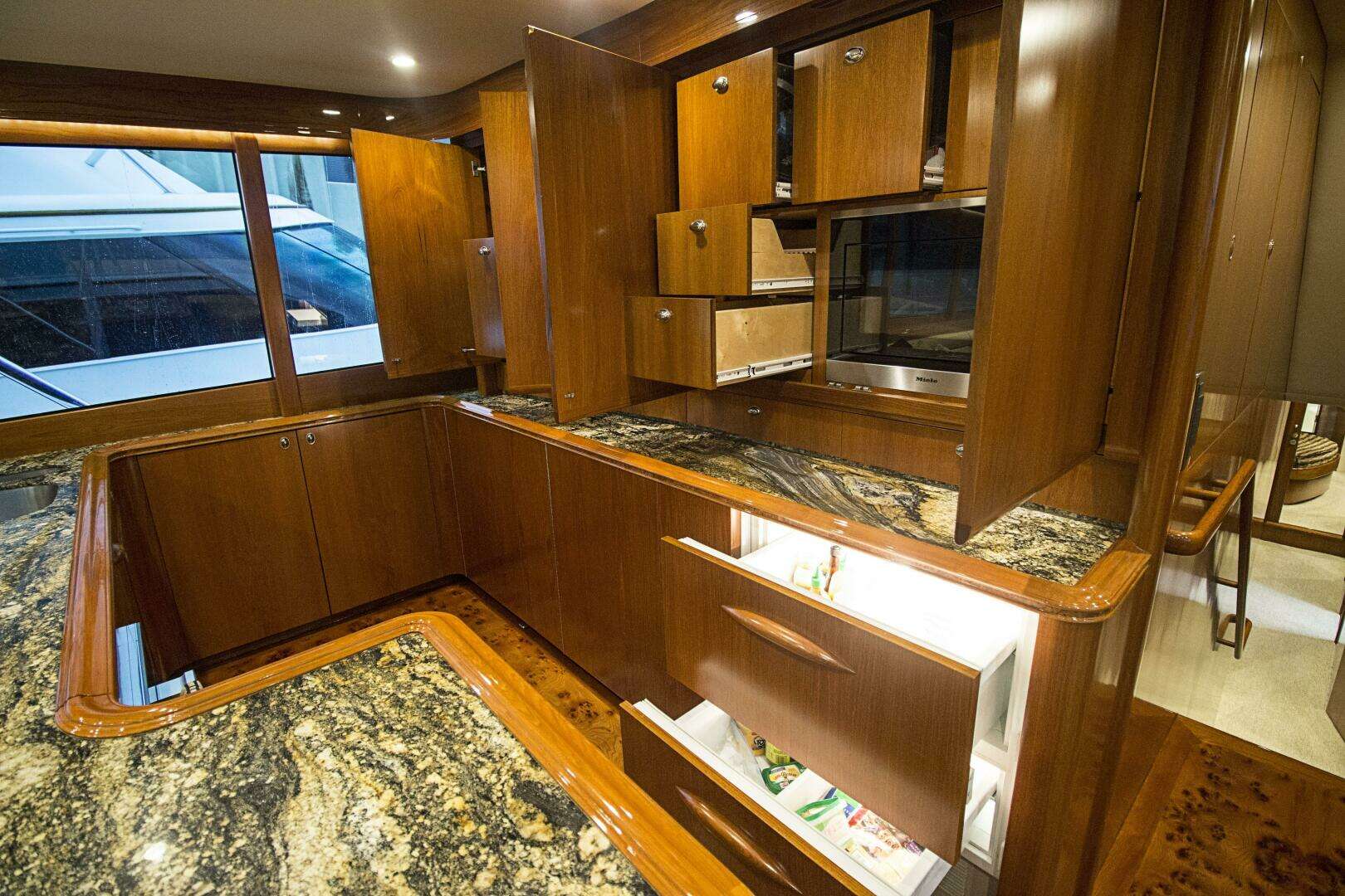 2000 Merritt 80 Sportfish - Image 35