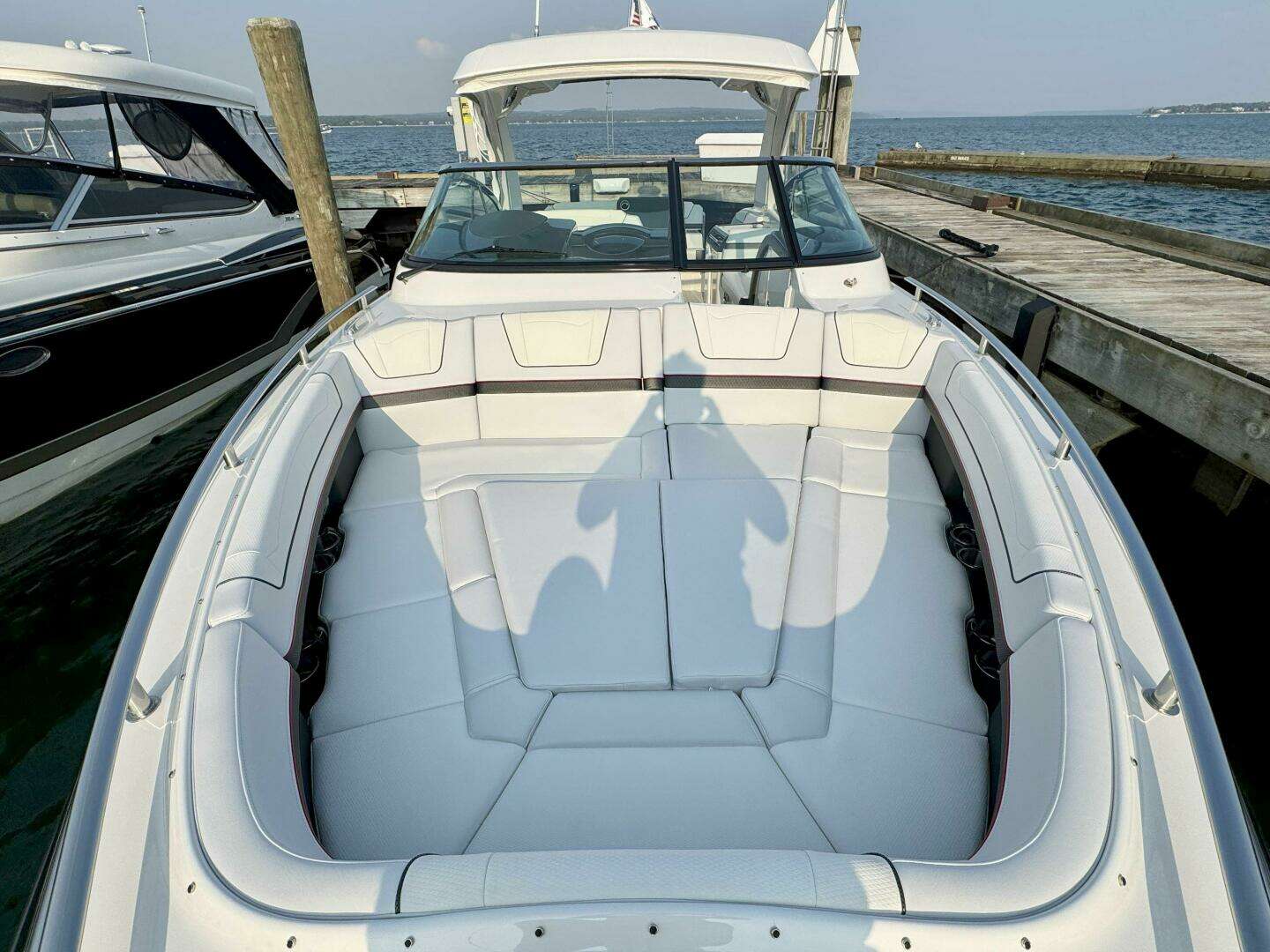 2024 Formula 350 Crossover Bowrider - Image 44