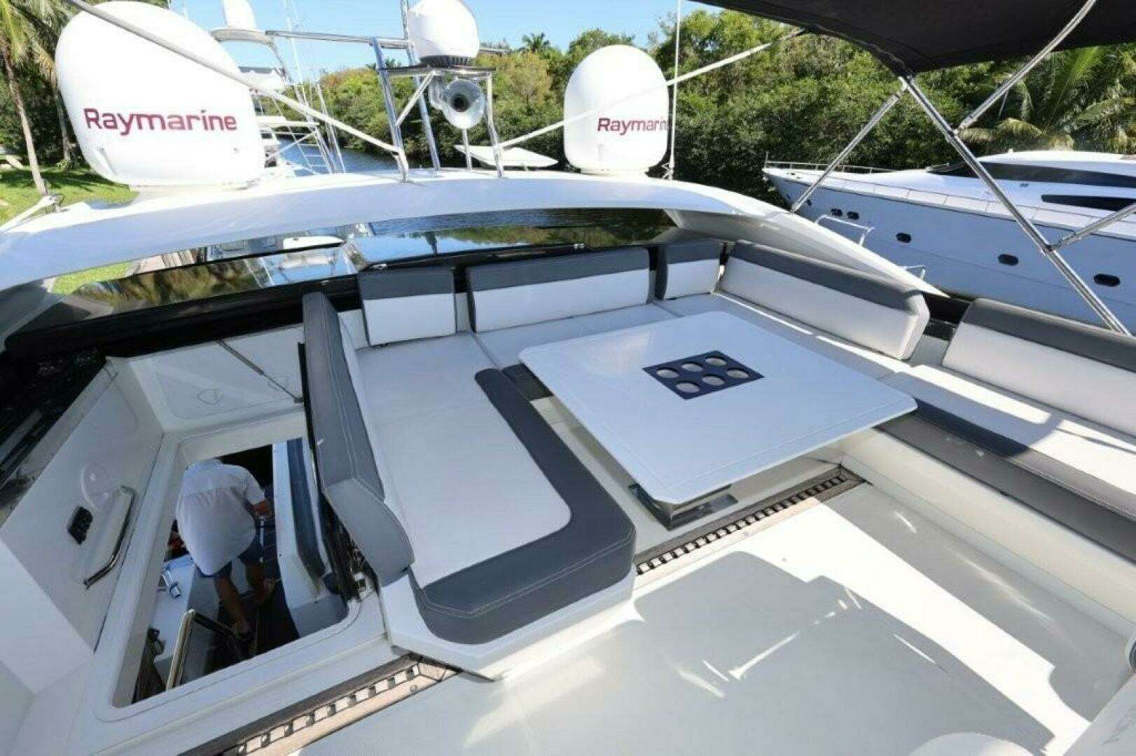 2019 Galeon 650 Sky - Image 15