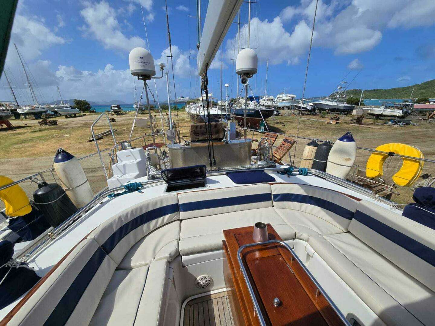 2009 Beneteau 57 - Image 9