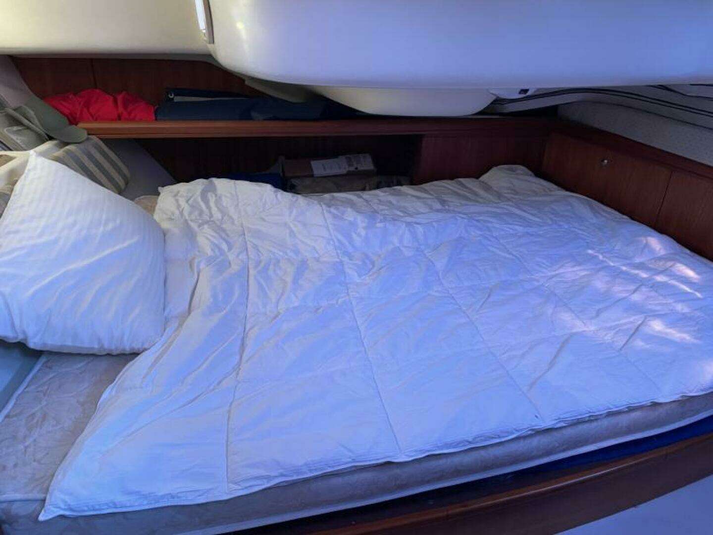 2004 Hunter 386 - Image 12