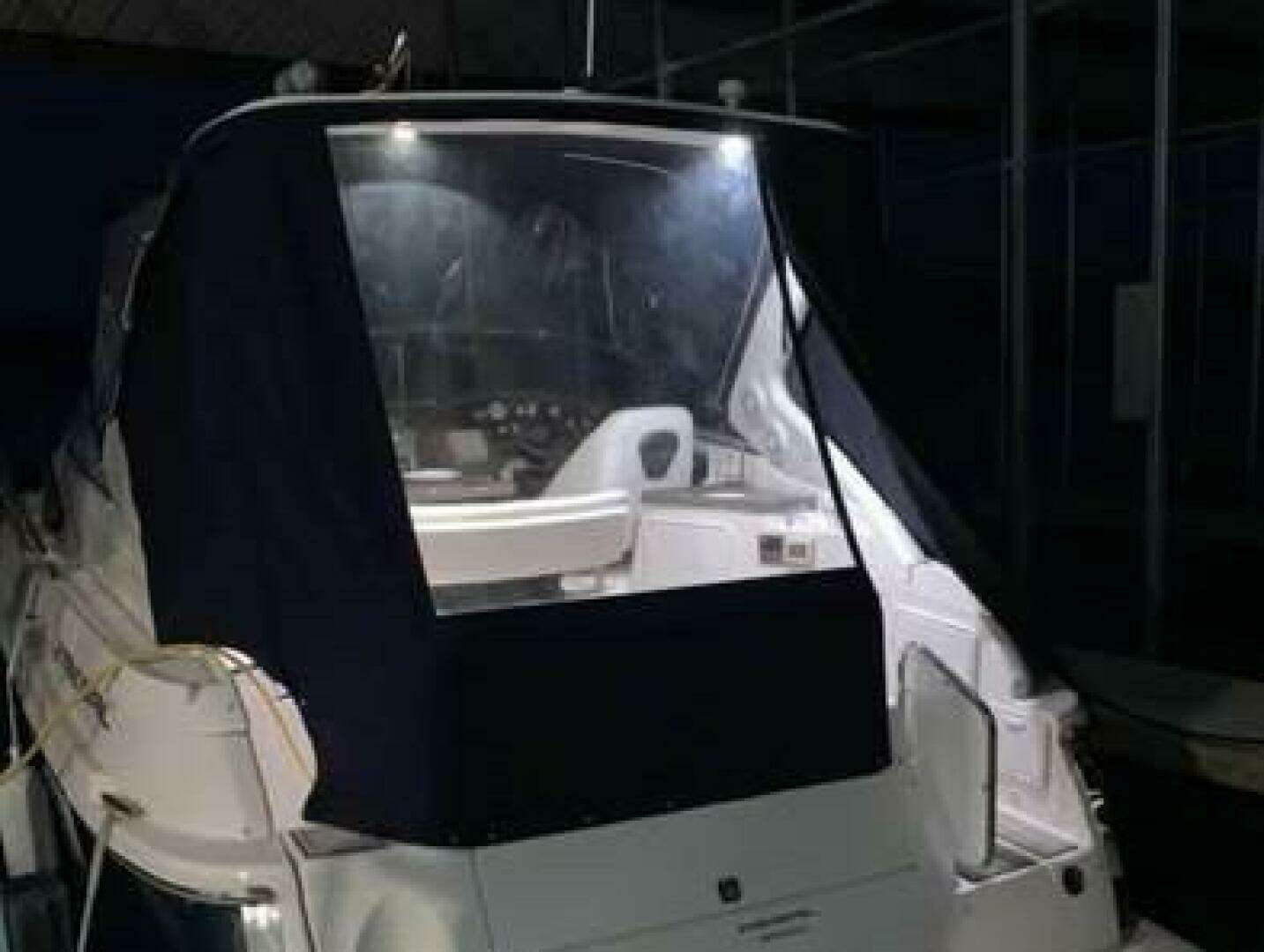 2006 Regal 3060 Window Express - Image 3