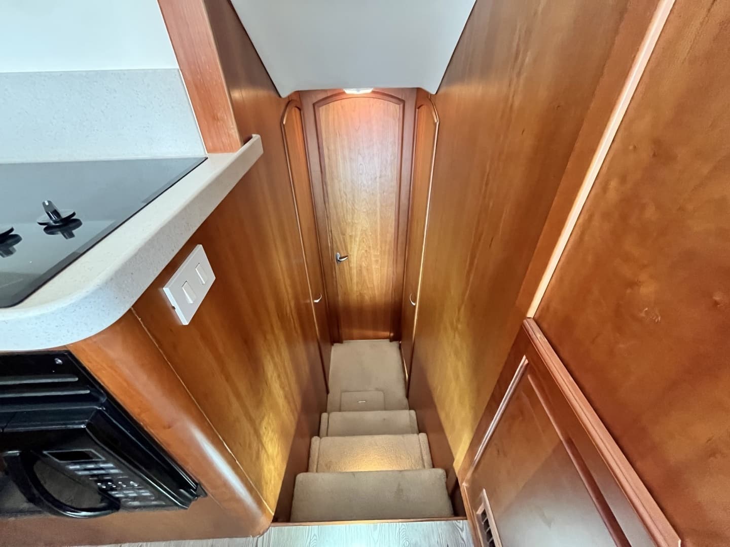 2003 Luhrs 40 Convertible - Image 42