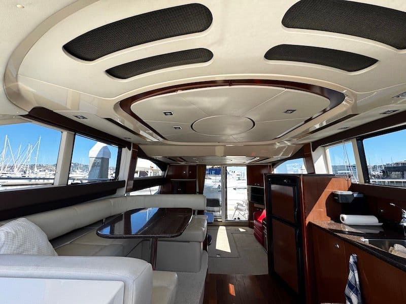 2010 Meridian 441 Sedan - 23
