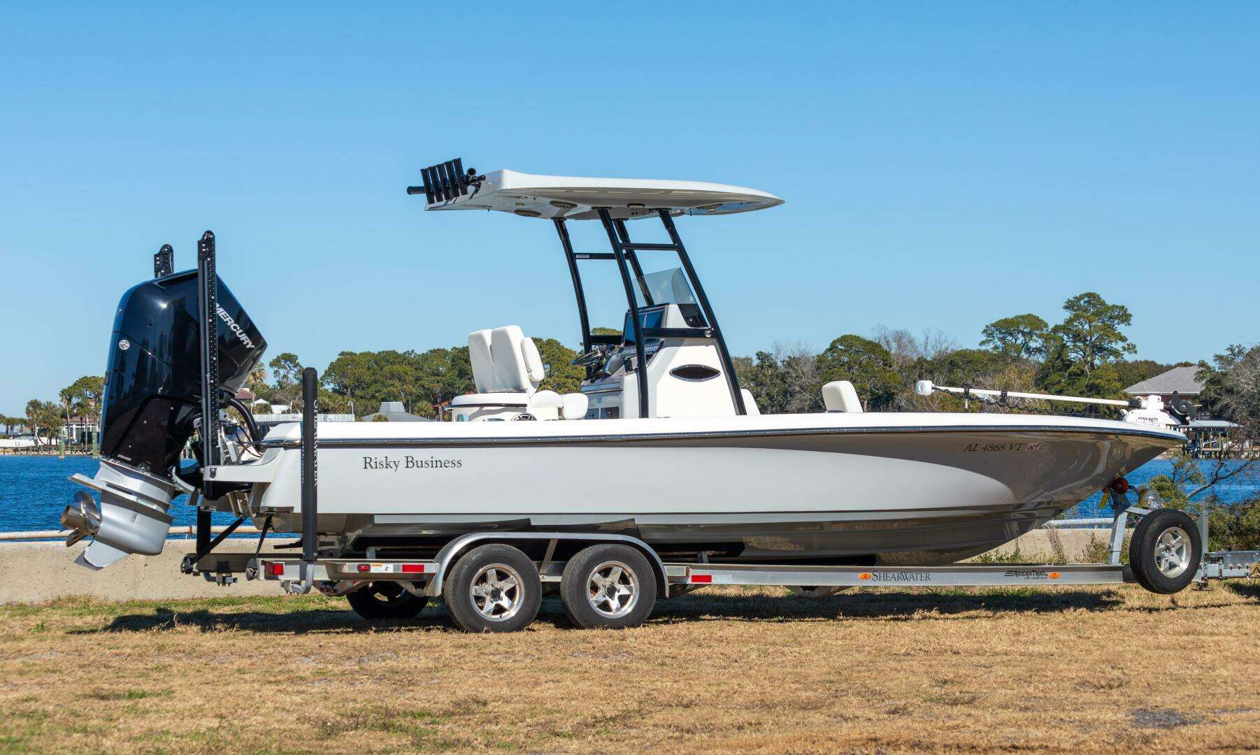 2023 ShearWater 260 SS Carolina - Image 4