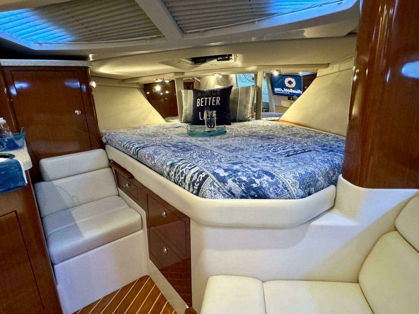 2006 Regal 3360 Window Express - Image 42