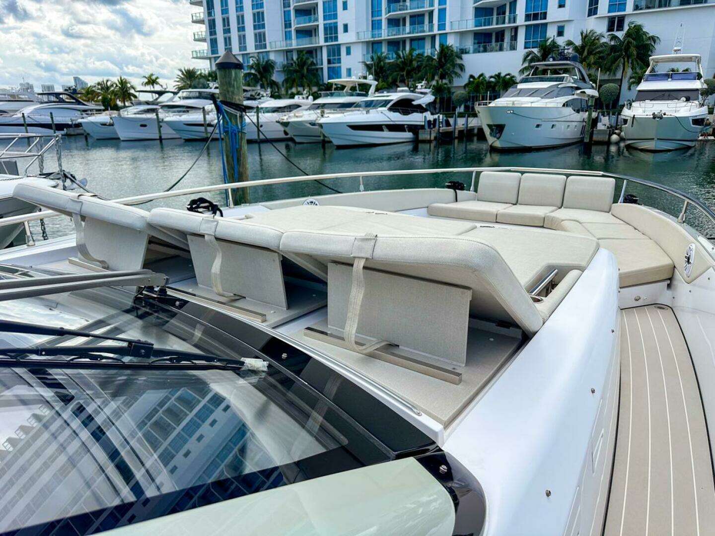 2023 Azimut Verve 47 - Image 35