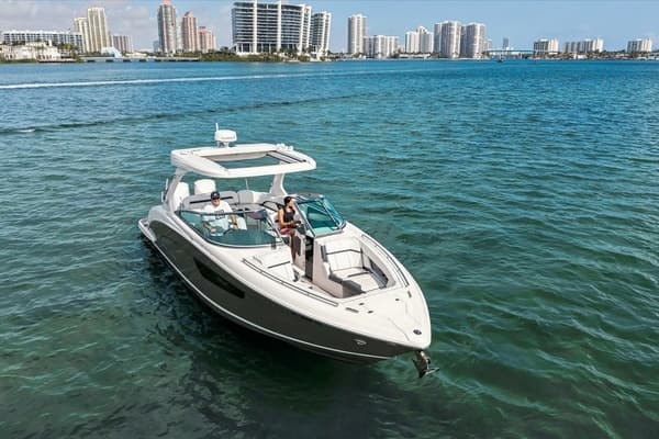 2019 Regal 33 OBX