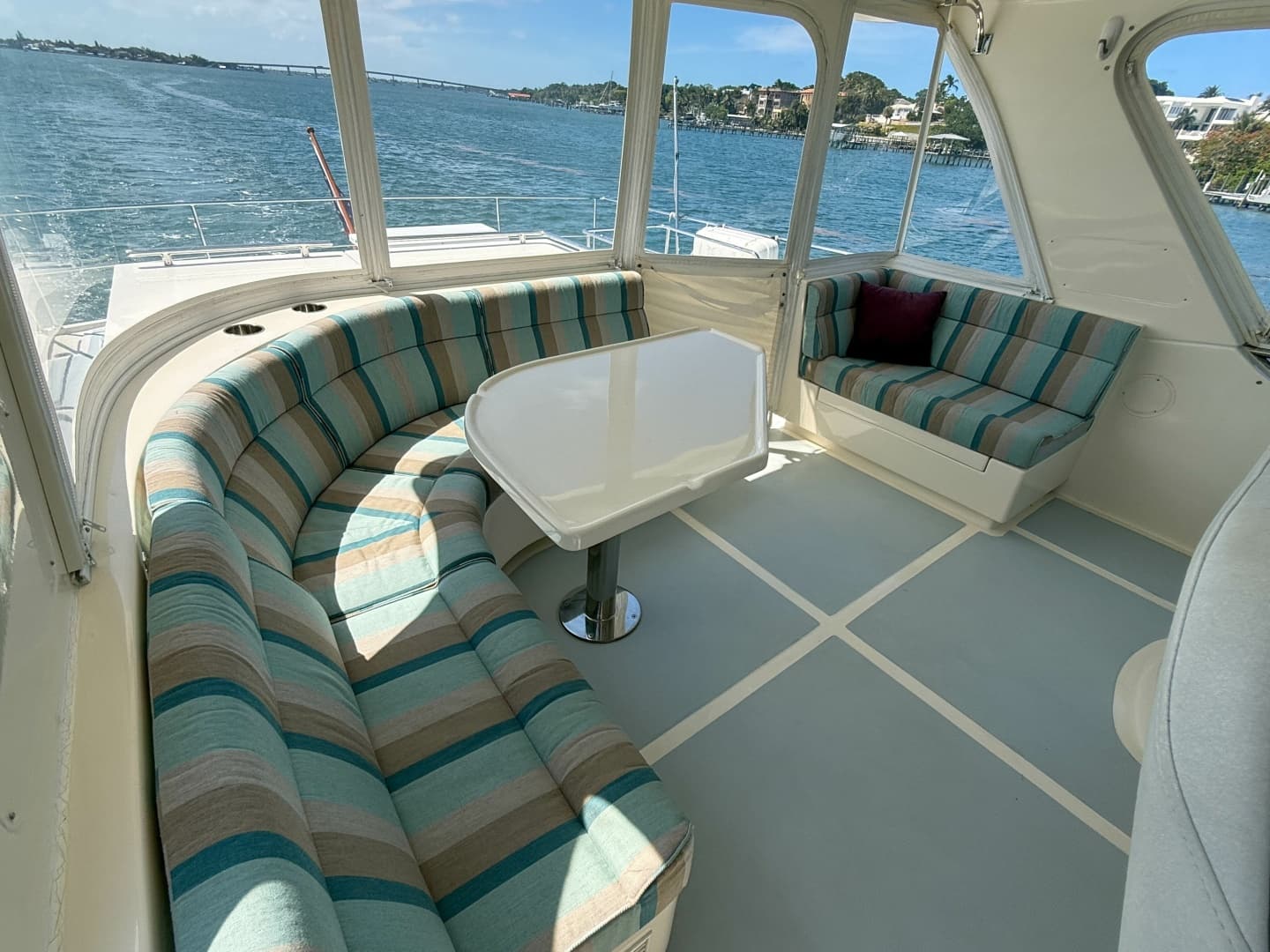 2018 Marlow 53E - Image 32