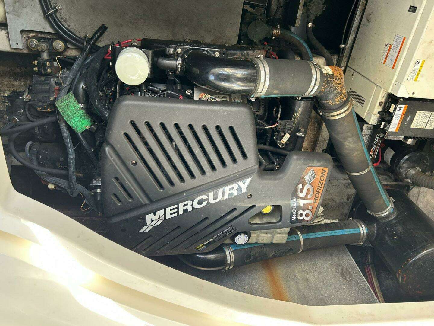 2001 Wellcraft 3700 Martinique - Image 32