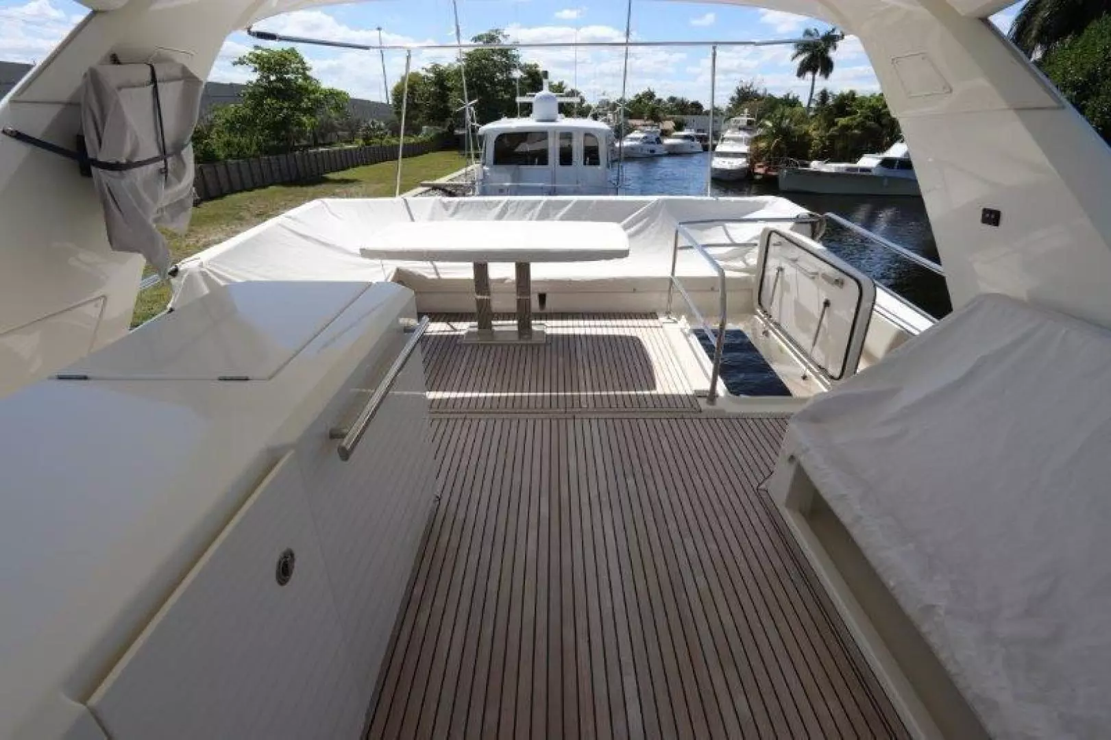 2017 Prestige Motoryacht - Image 29