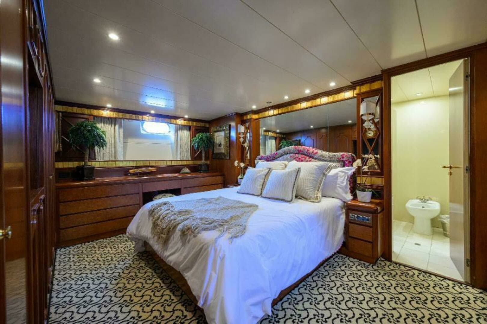 1992 Versilcraft Super Challenger 92 - Image 14