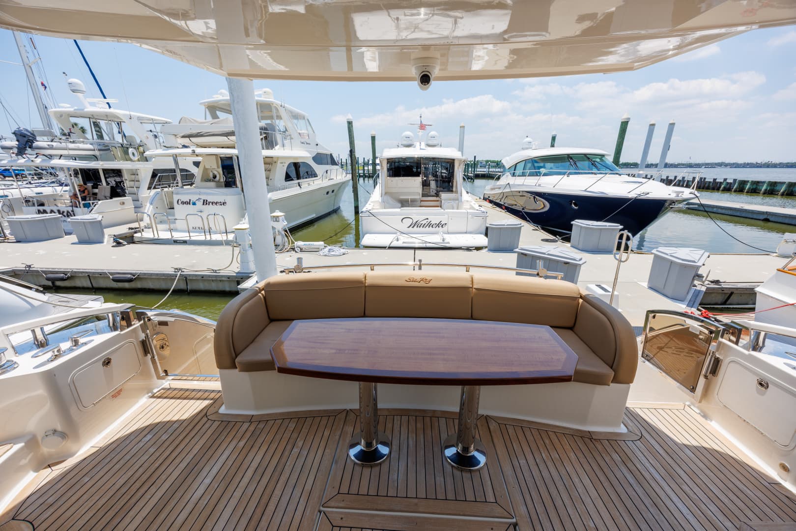2017 Sea Ray L650 Fly - Image 22