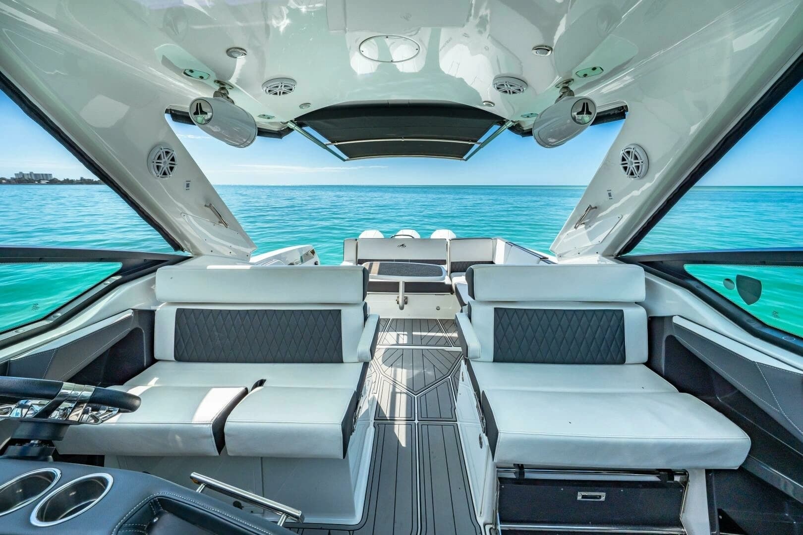 2023 Monterey 385 SS - Image 20