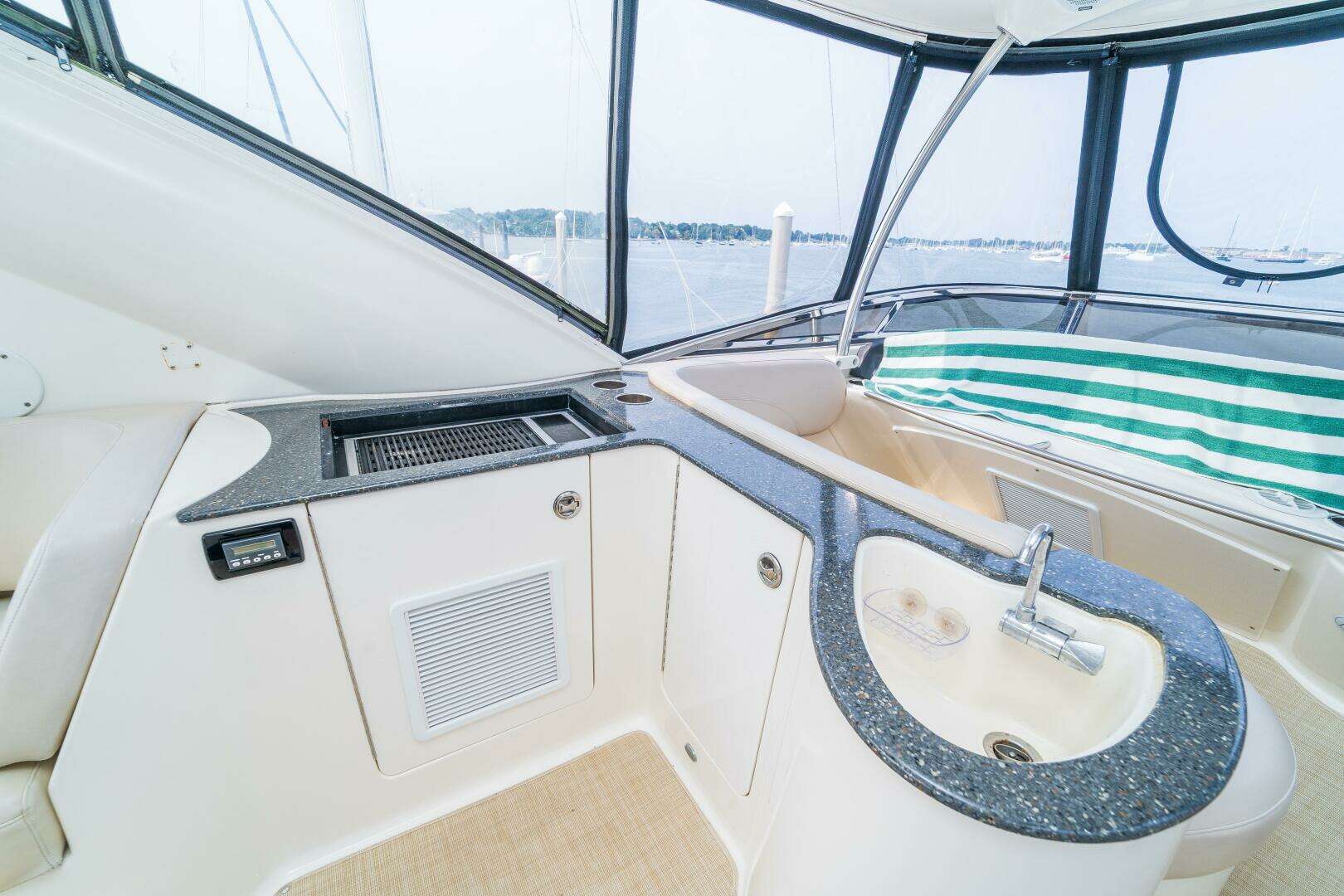2009 Meridian 441 Sedan - Image 21