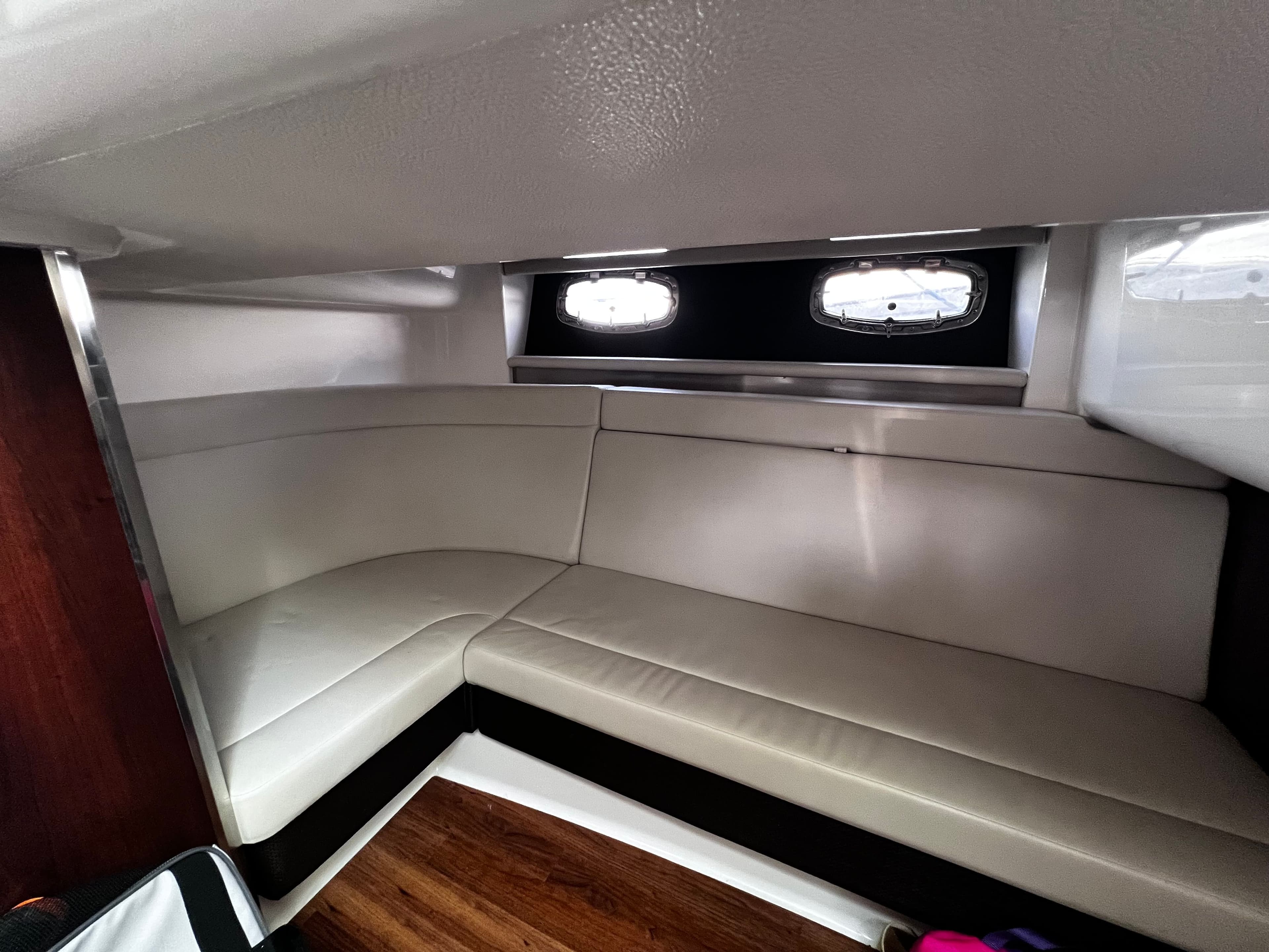 2017 Chaparral 337 SSX - 31
