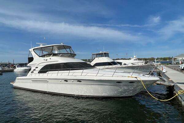 1999 Sea Ray 560 Sedan Bridge - Image 1