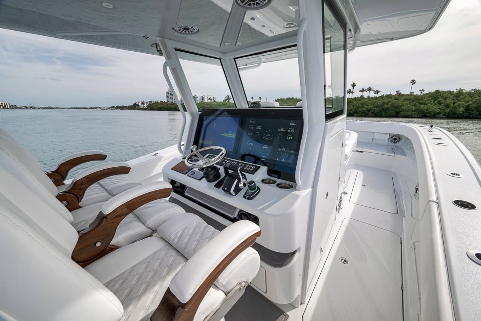 2024 Costa Custom 34 SV - Image 30