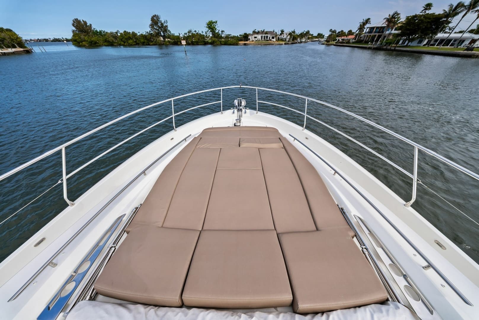 2015 Prestige 550 - Image 63