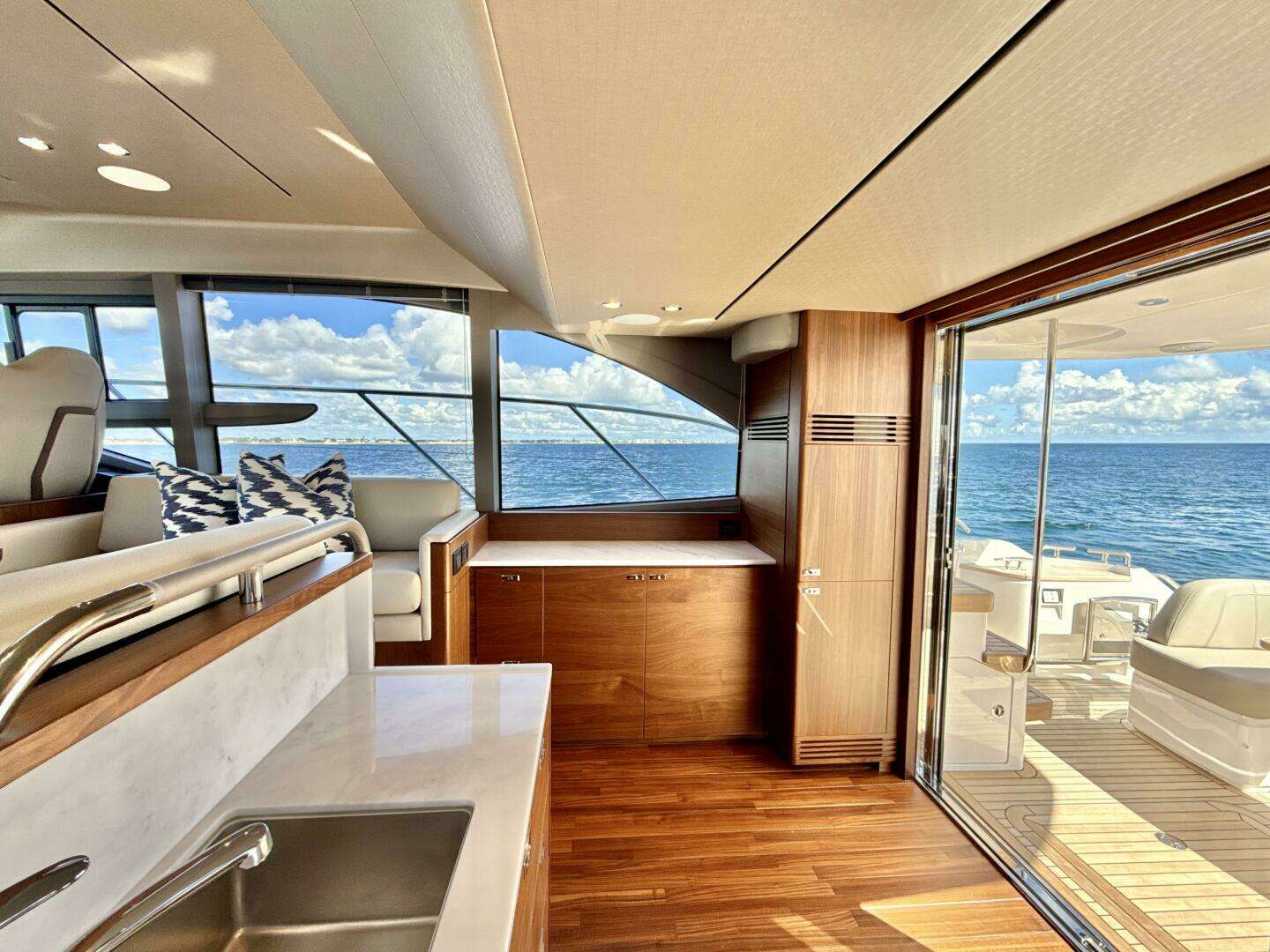 2026 Princess F50 - Image 11