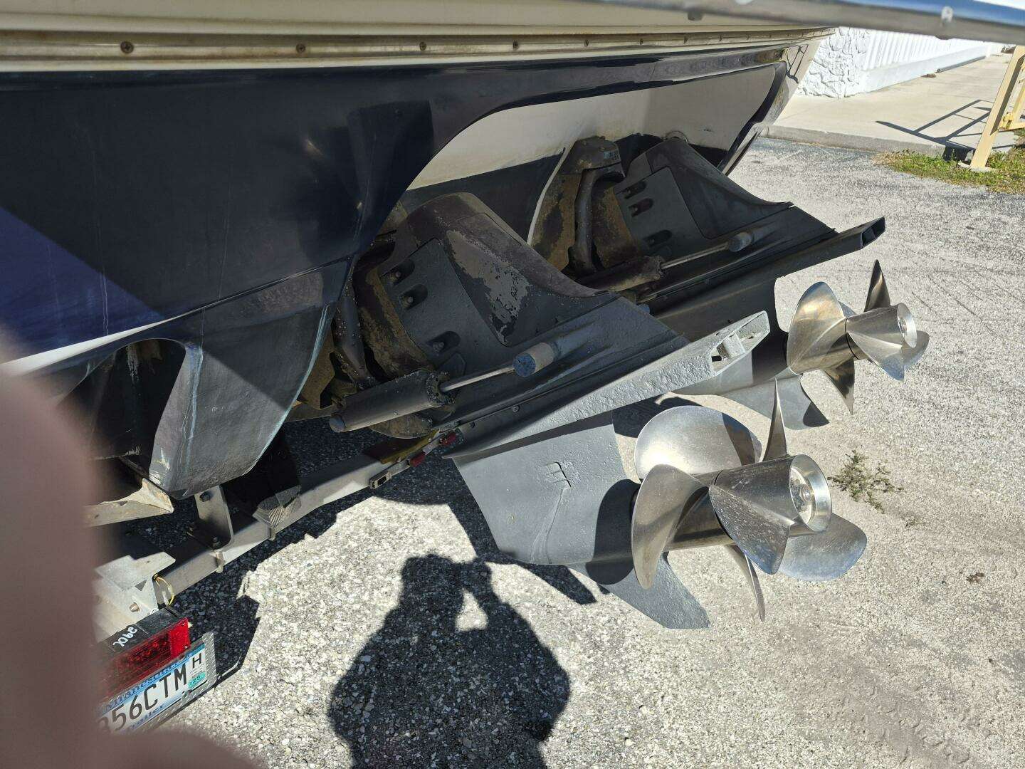 2003 Chris-Craft 328 Express Cruiser - Image 12
