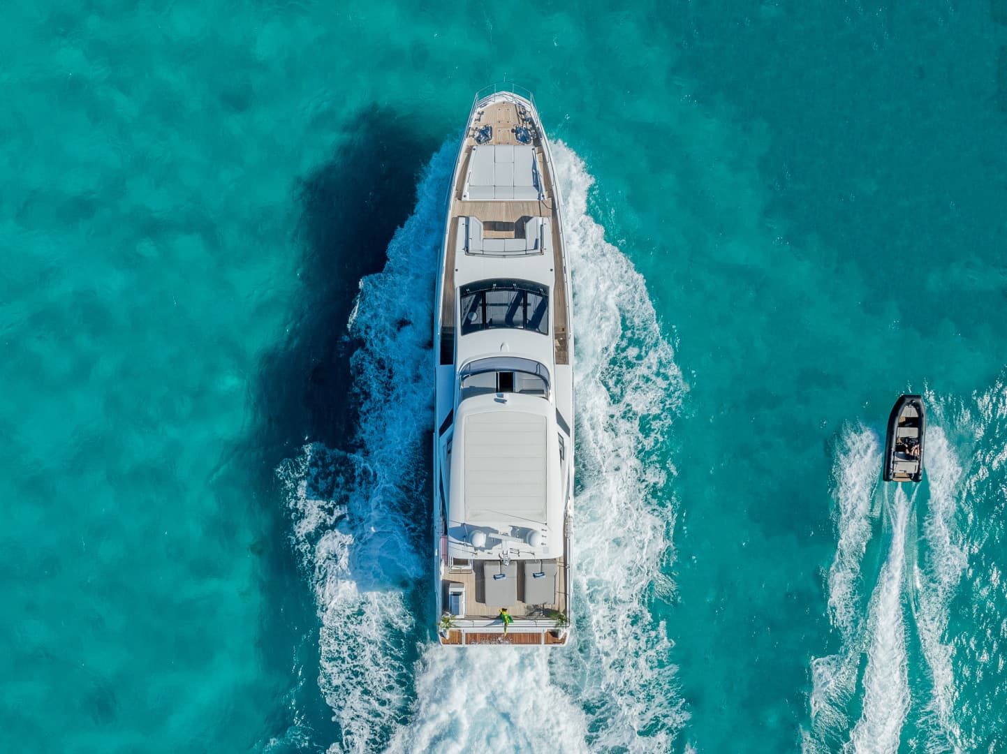 2020 Azimut GRANDE 27M - Image 15