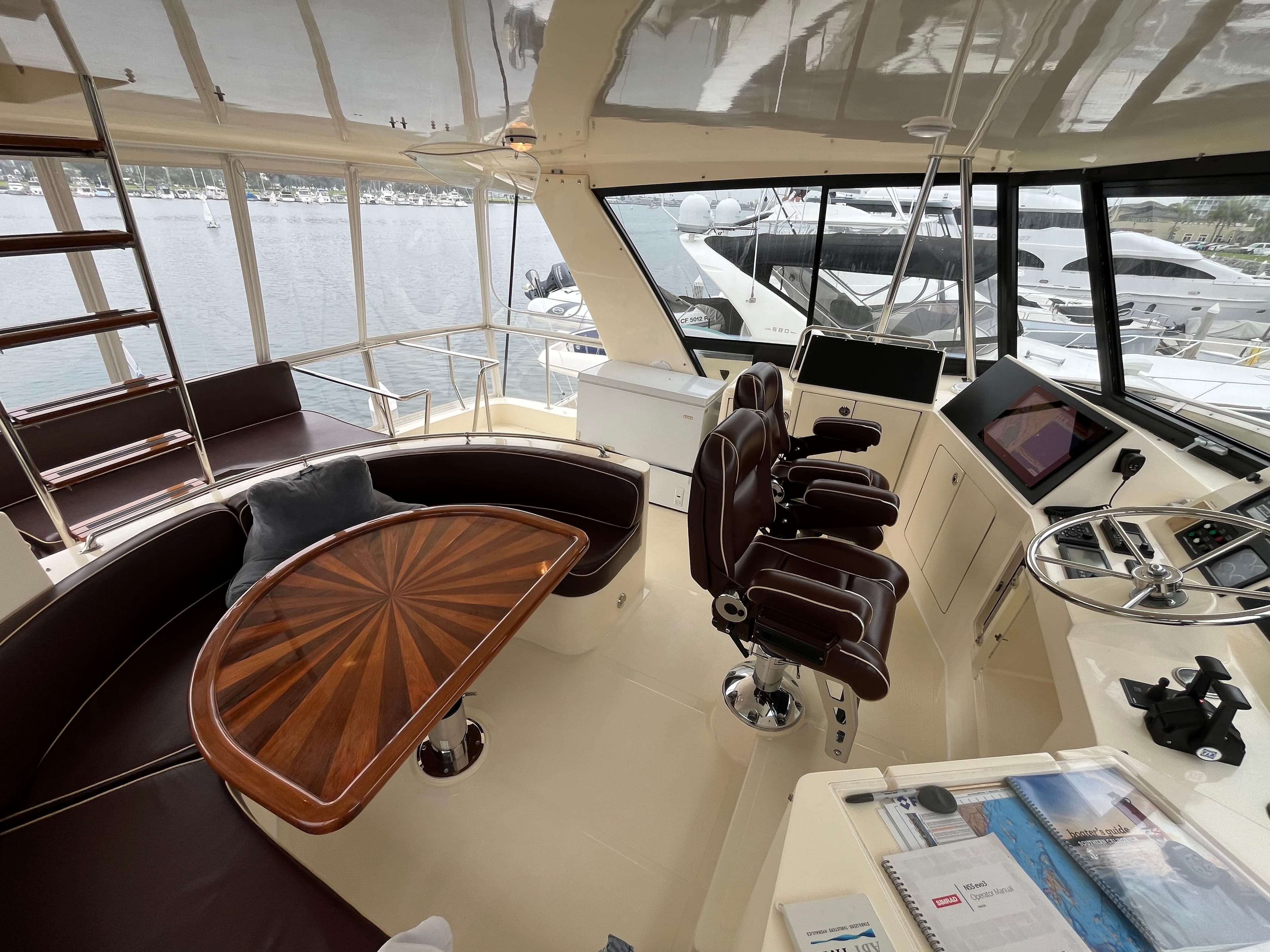 1999 Mikelson Long-Range Luxury Sportfisher - 56