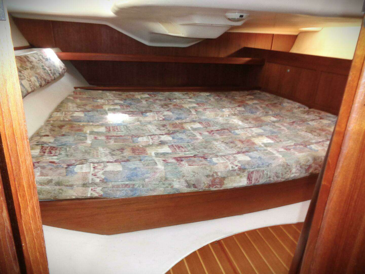 2001 Hunter 380 - Image 6