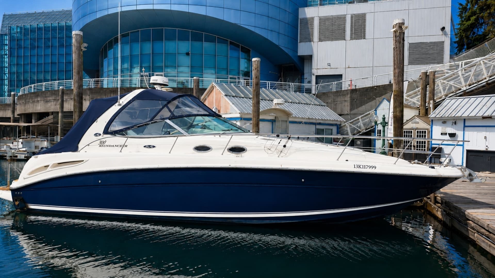2004 Sea Ray 360 Sundancer - Image 3