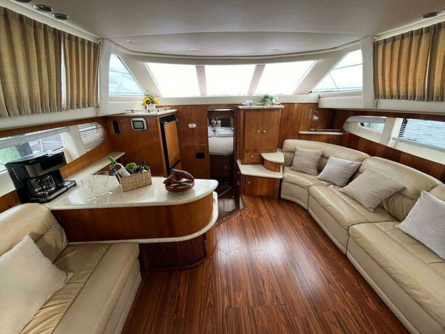 2000 Carver 396 Motor Yacht - Image 19
