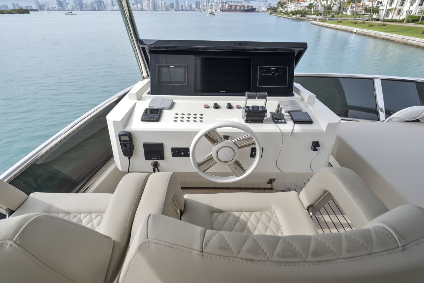 2022 Astondoa — - Image 19