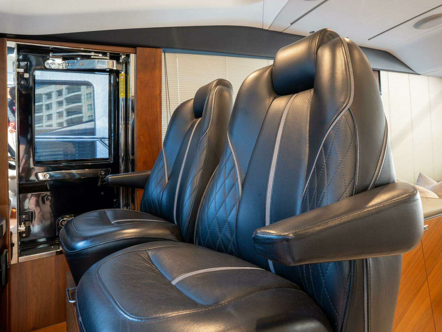2020 Princess S66 - Image 32