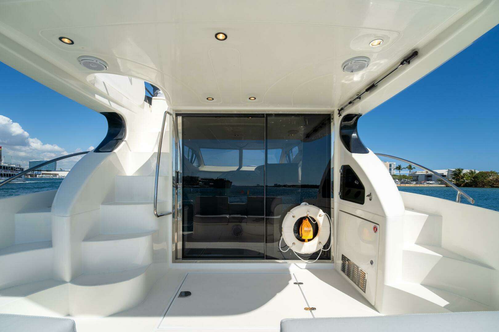 2001 Azimut 46 - Image 20