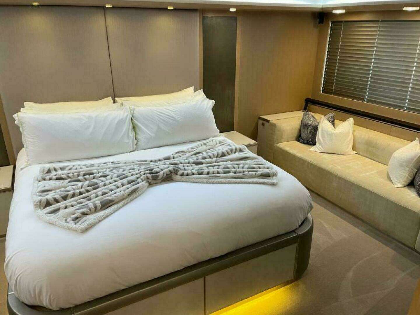 2015 Monte Carlo Yachts MCY86 - Image 69