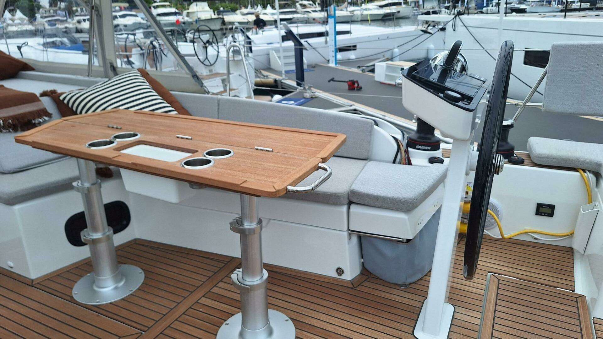 2026 Beneteau Oceanis 47 FIRST LINE - Image 4