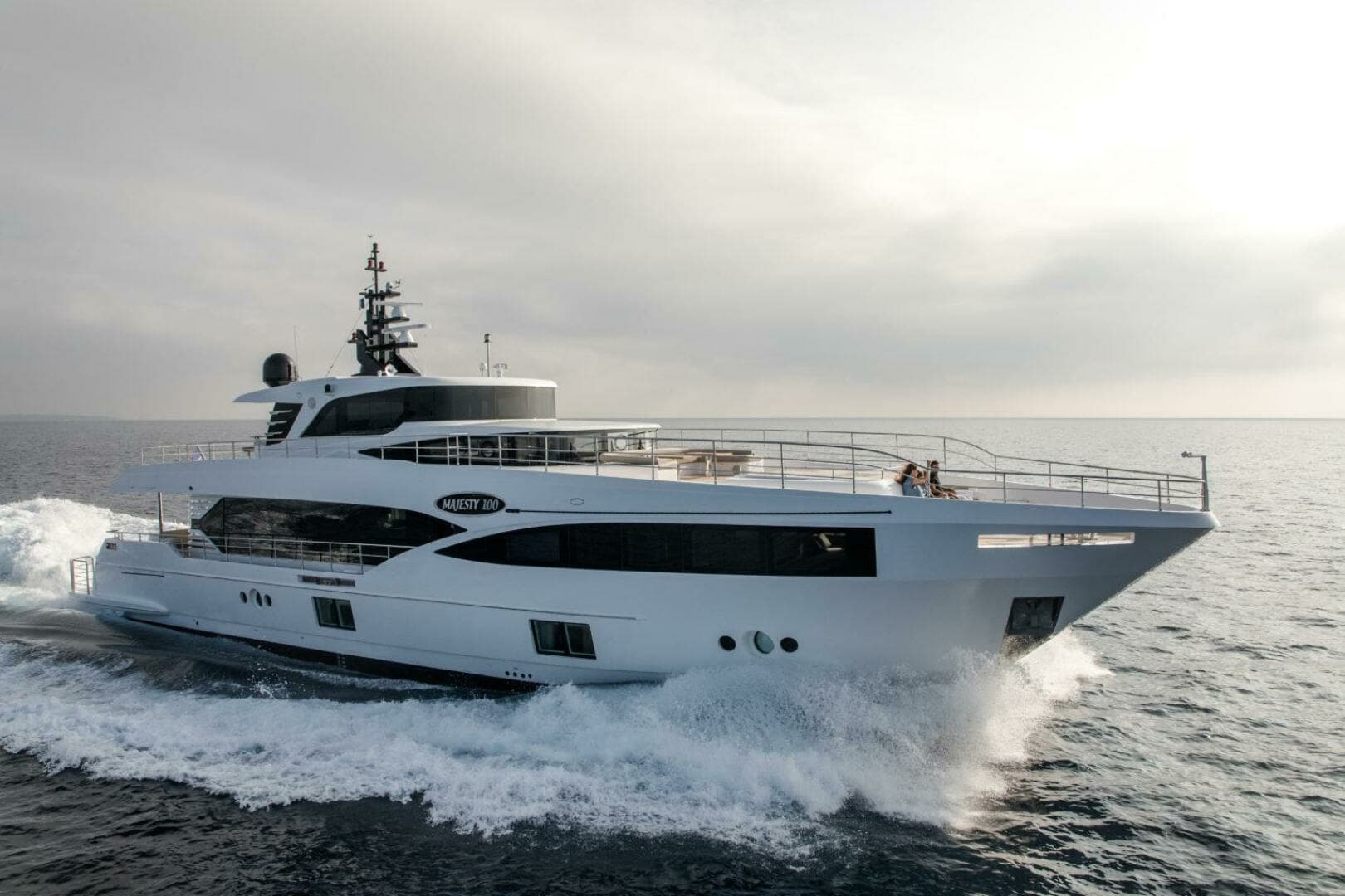 2024 Gulf Craft Majesty 100 - Image 2