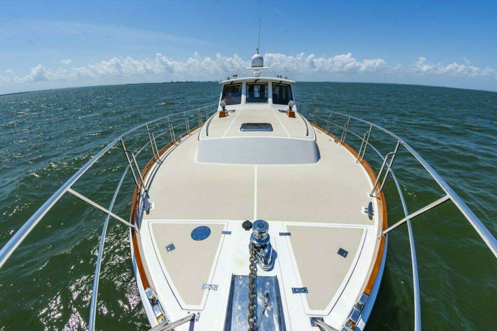 2005 Grand Banks 49 Eastbay SX w/Side Door - Image 8