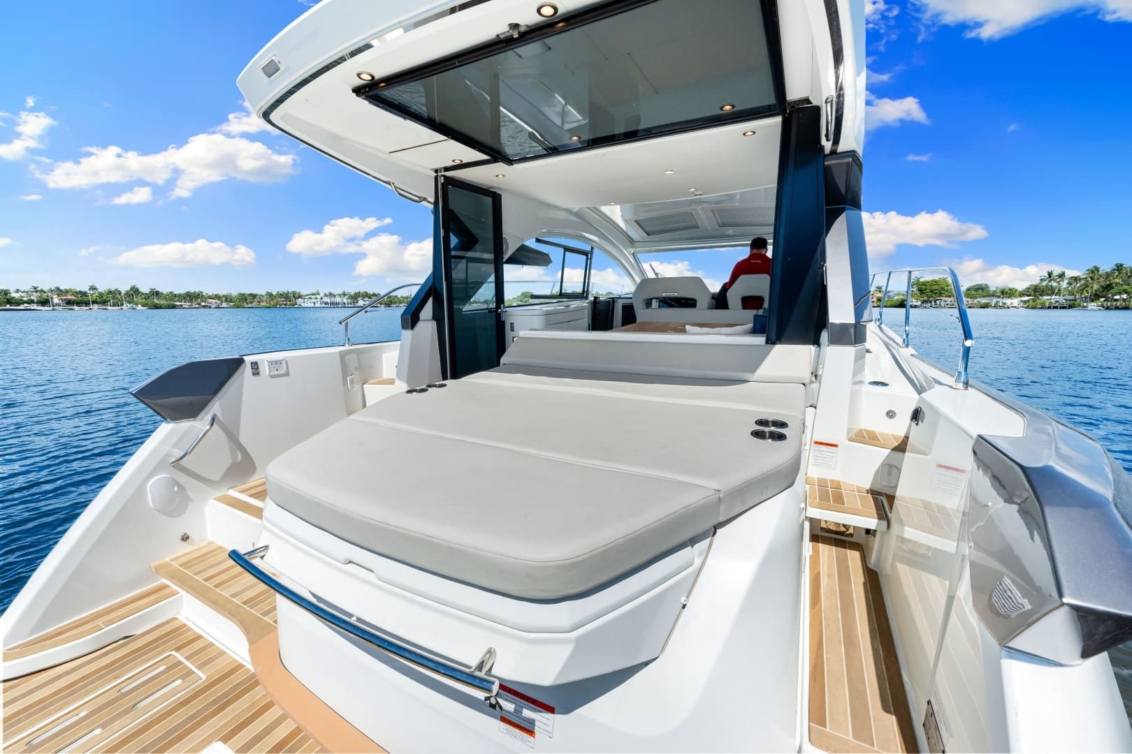 2024 Beneteau Gran Turismo 45 - Image 33