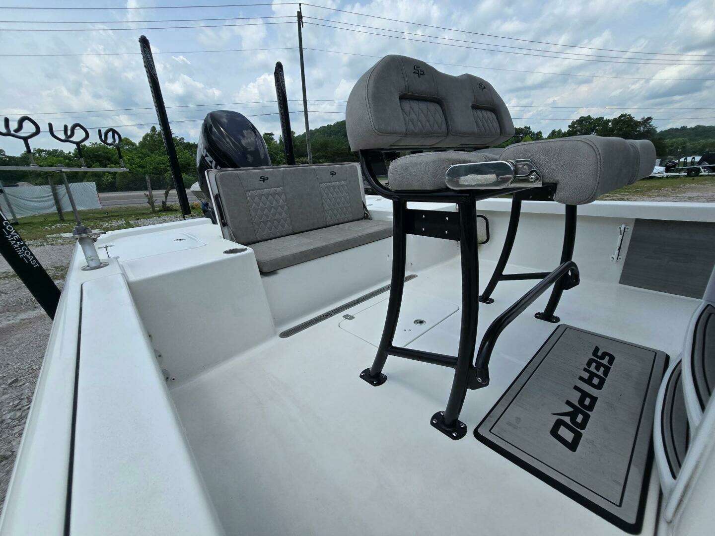 2023 Sea Pro 248 Bay - Image 7