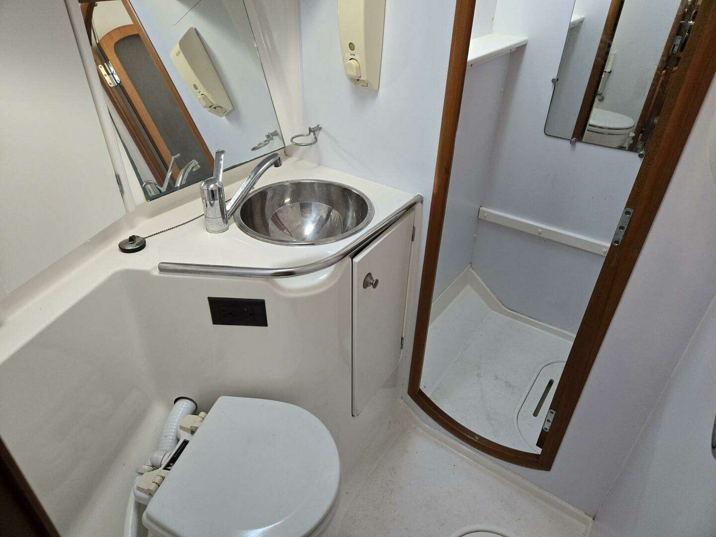 1998 Jeanneau Sun Odyssey 42 Atlantic Cruiser - Image 36