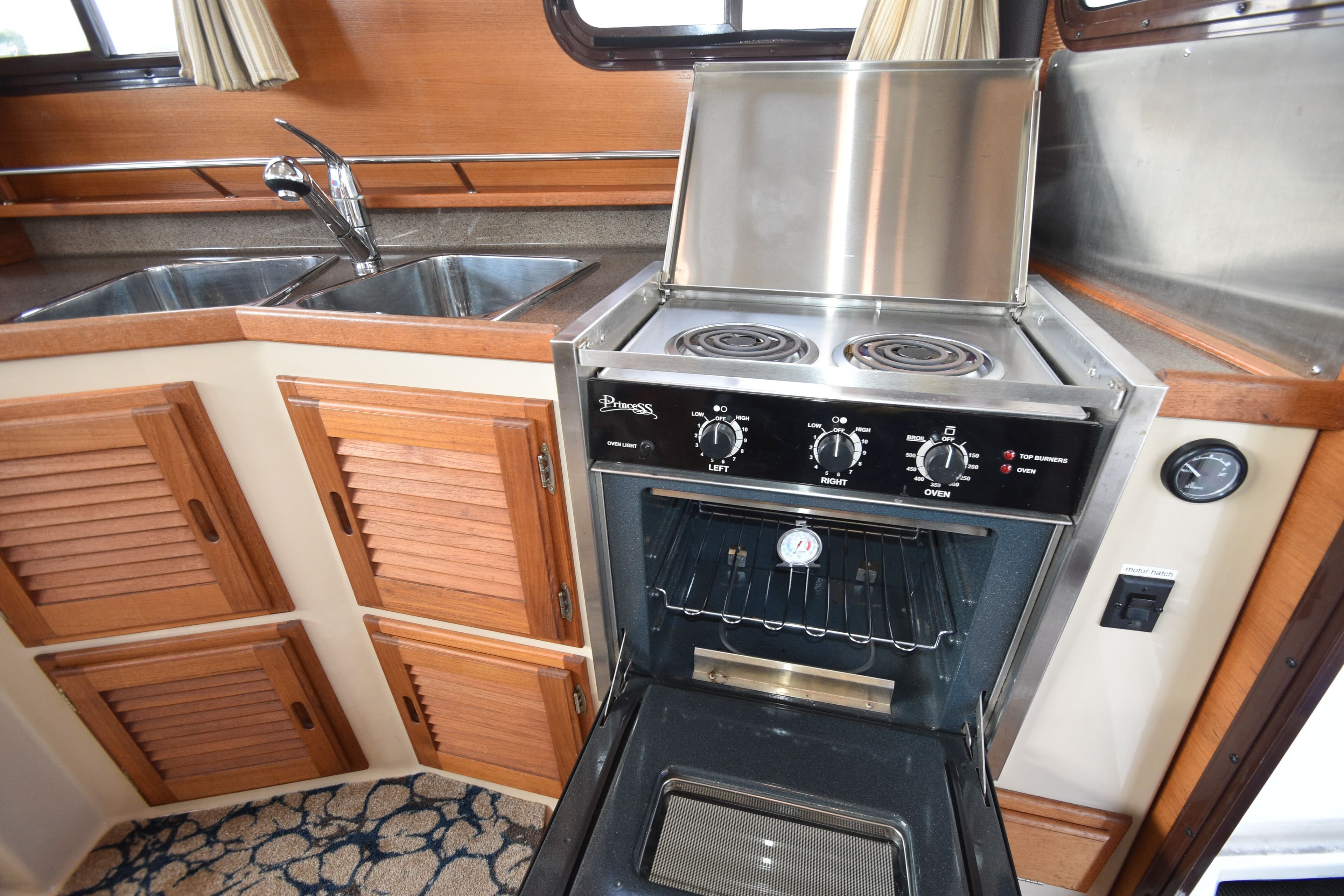 2014 Ranger Tugs 29 Classic - 39