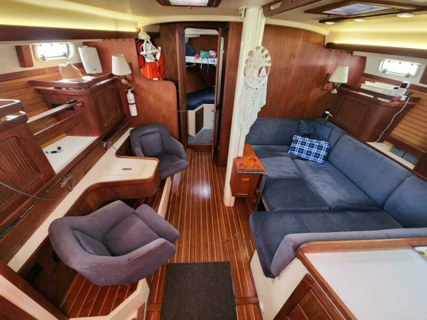1990 Catalina Morgan Classic 41 - Image 3