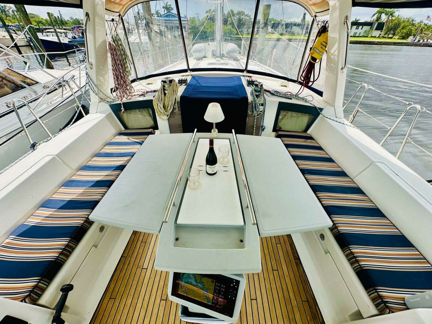 2015 Beneteau Oceanis 45 - Image 15