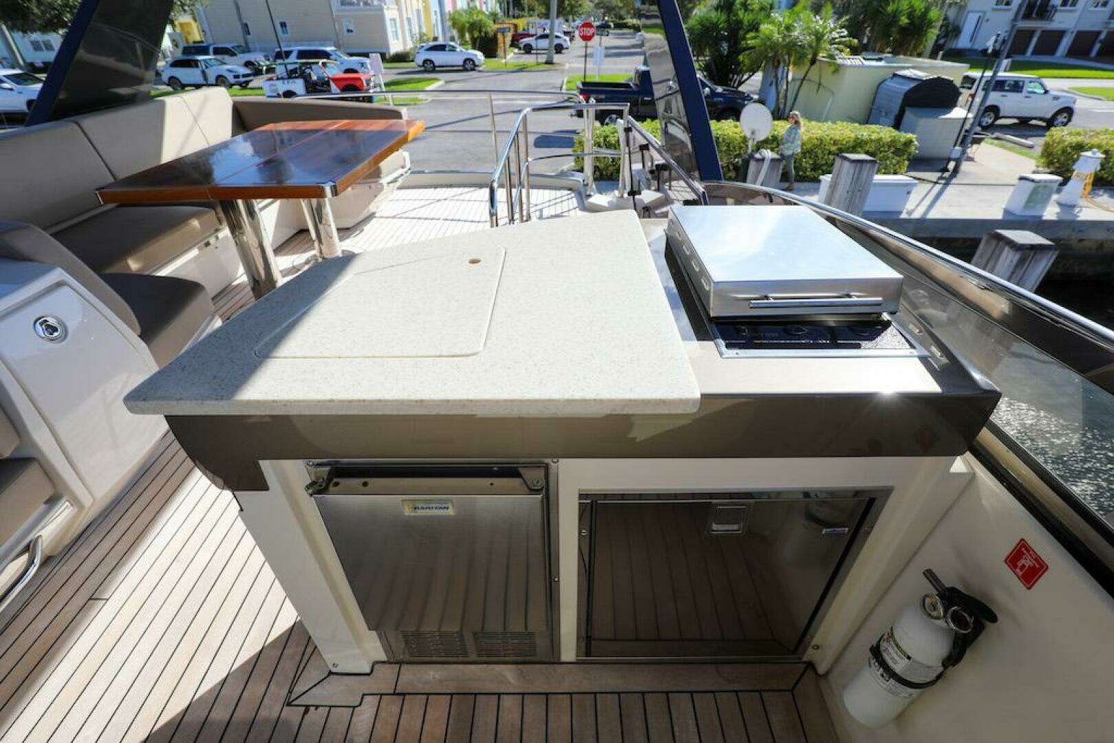 2016 Marquis 660 Sport Yacht - Image 26