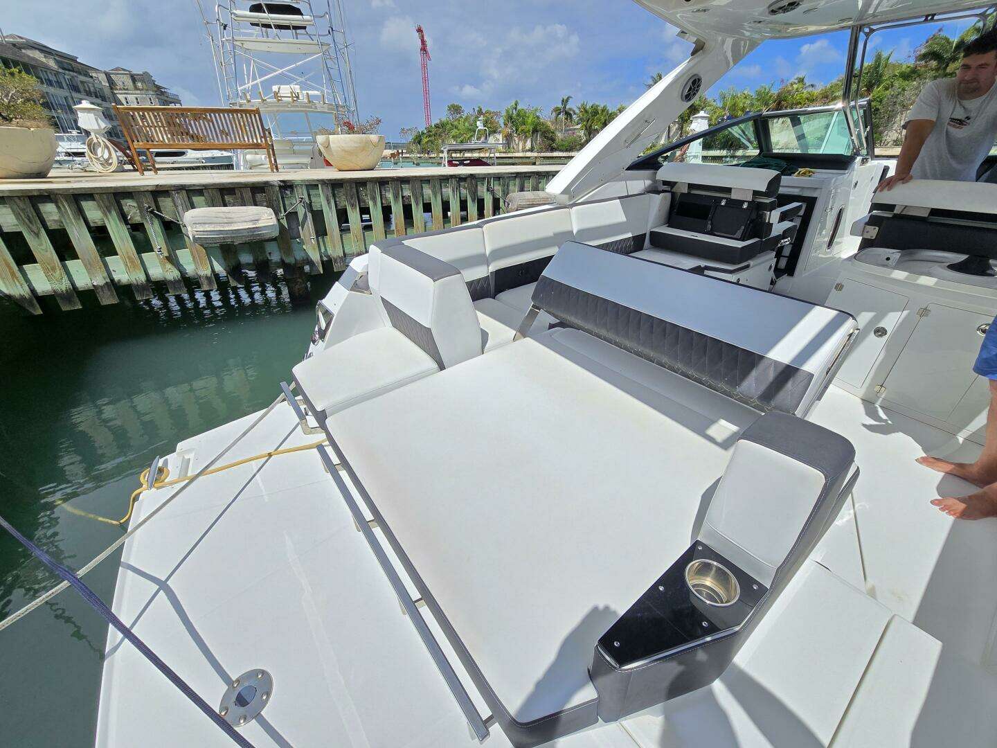 2018 Monterey 378 SE - Image 6