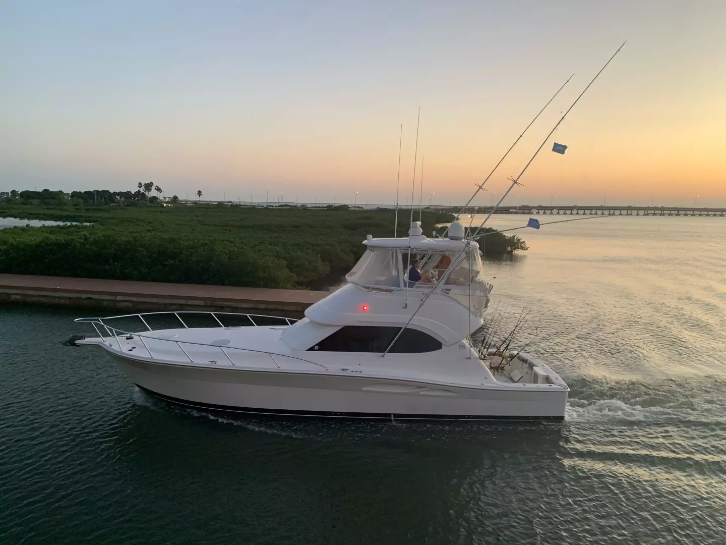 2008 Riviera 42 Flybridge - Image 4