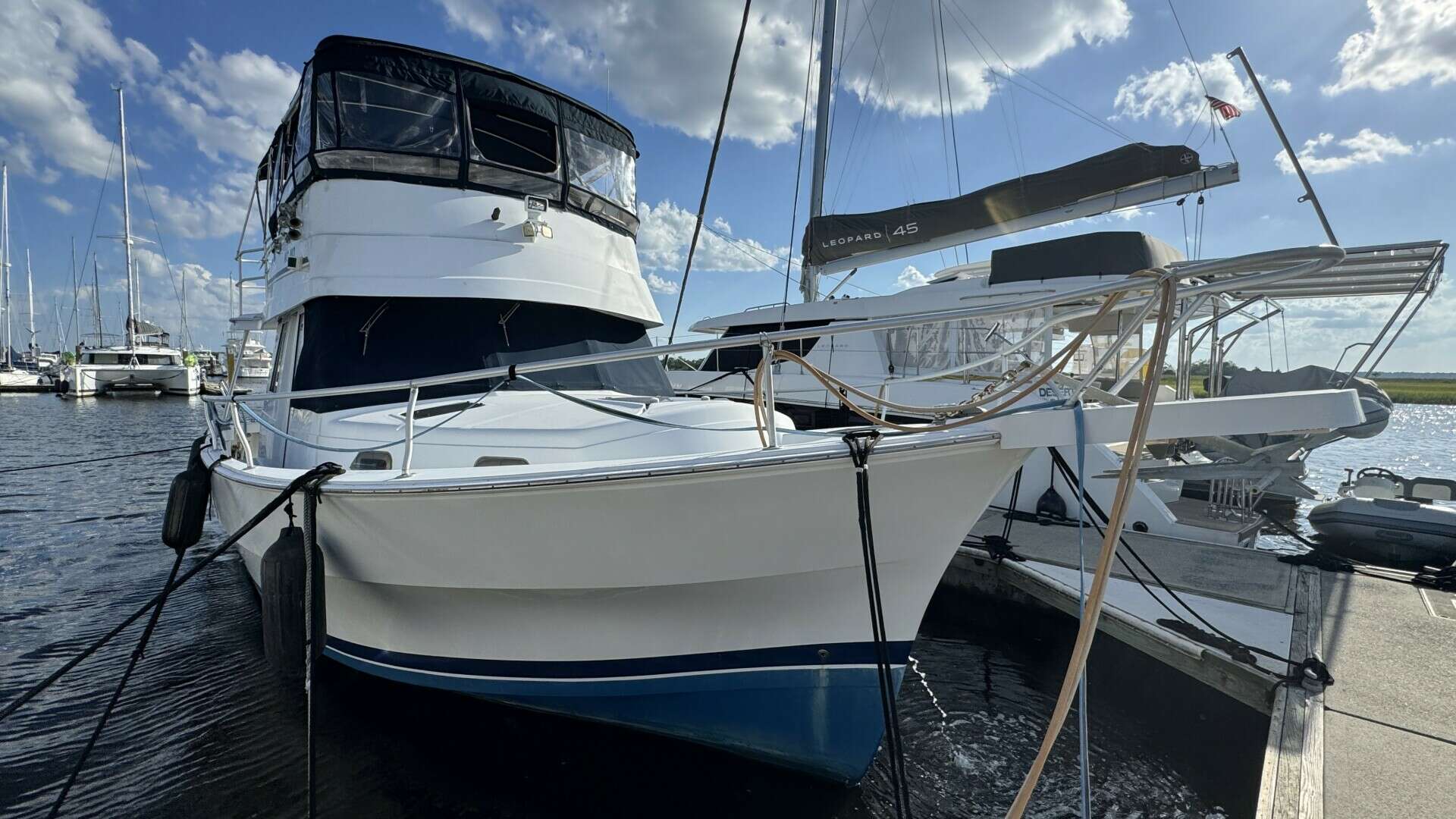 1999 Mainship 350 Trawler - Image 2